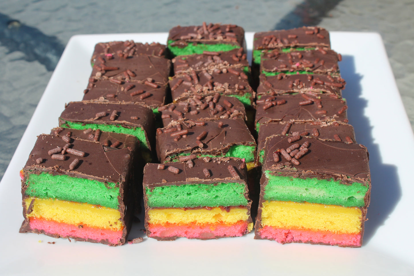 Rainbow Cookies (per lb)